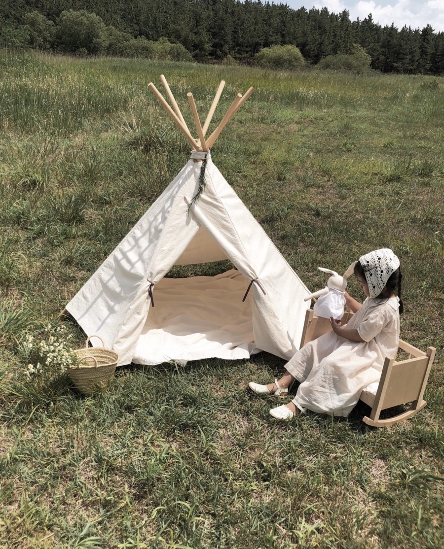 Indian tent