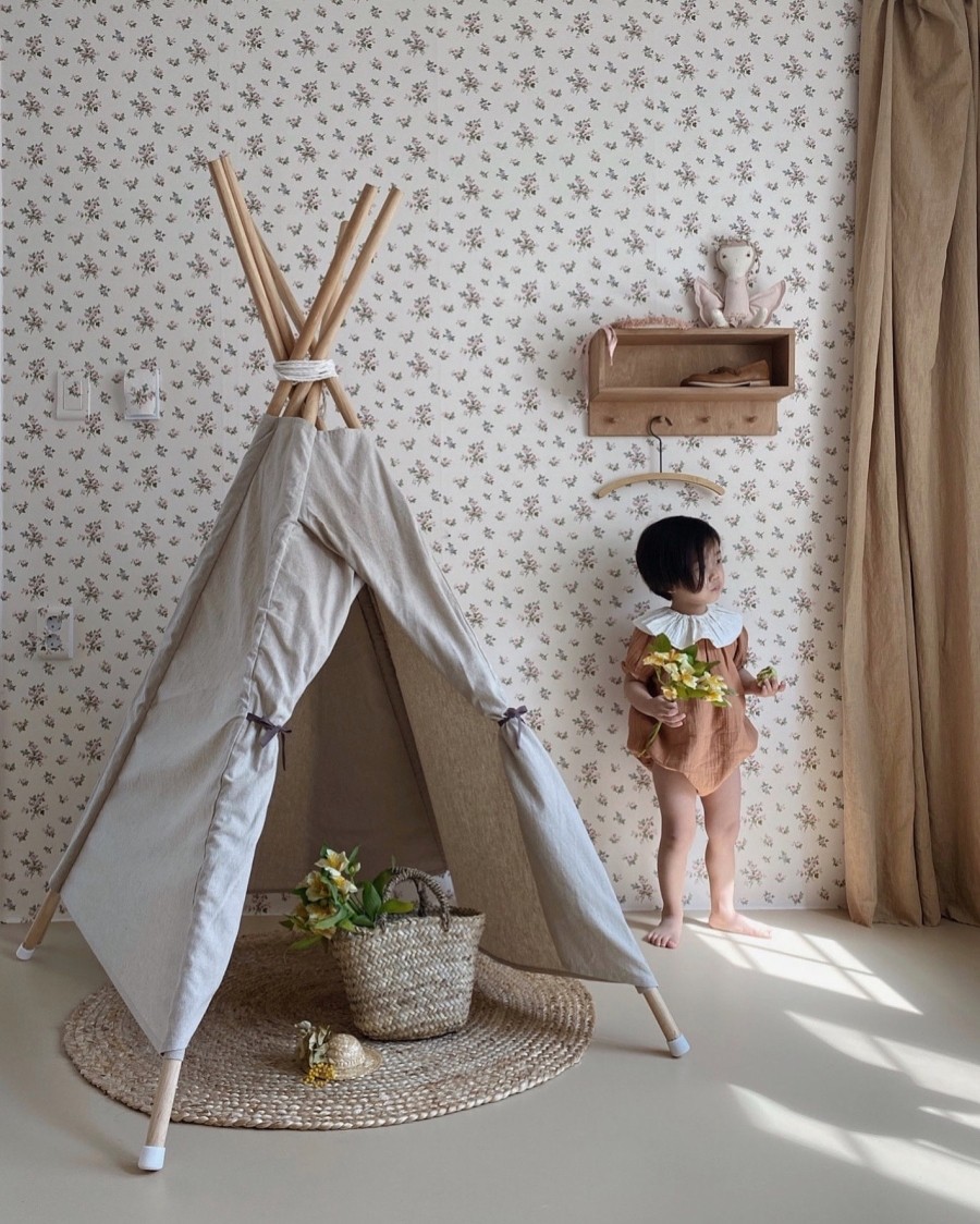 Indian tent